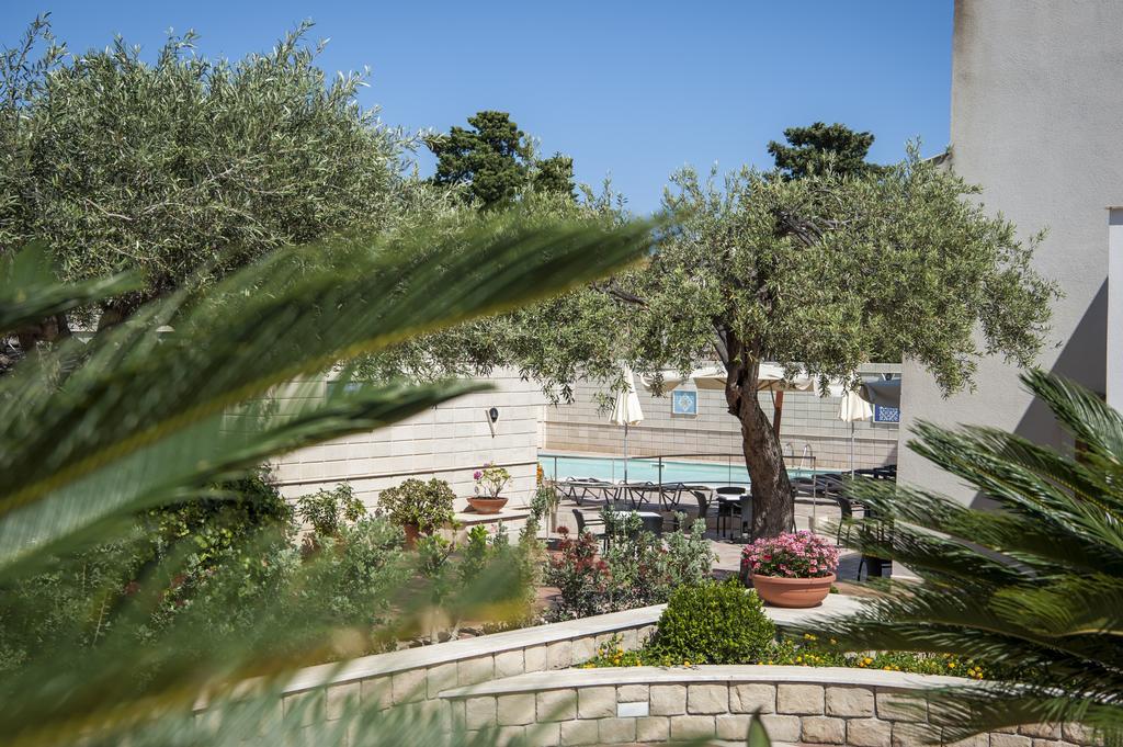Hotel Baia Del Capitano Cefalu Ngoại thất bức ảnh